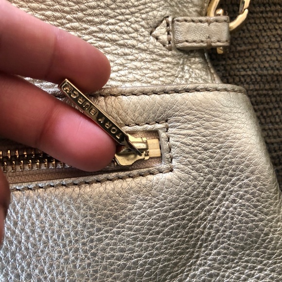 Auth Tory Burch Metallic Gold Crossbody Bag Purse - Picture 10 of 15